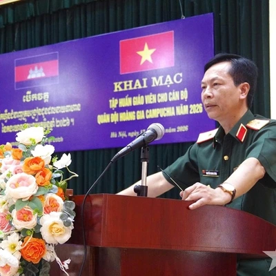 BÁO QĐND: Học viện Hậu cần tập huấn giáo viên cho cán bộ Quân đội Hoàng gia Campuchia