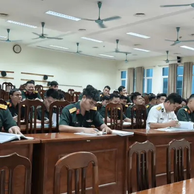 HÌNH THÀNH NỀN NẾP, PHƯƠNG PHÁP HỌC TẬP NGAY TỪ NHỮNG NGÀY ĐẦU KHÓA