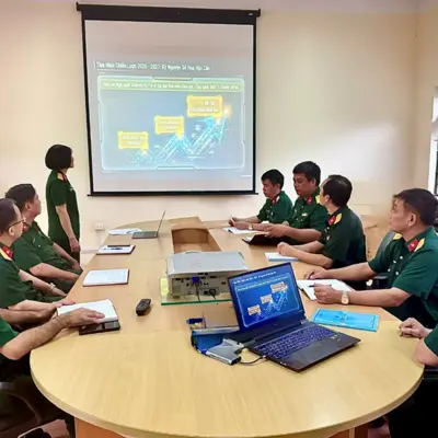 ĐẨY MẠNH ỨNG DỤNG KHOA HỌC CÔNG NGHỆ, ĐỔI MỚI SÁNG TẠO VÀ CHUYỂN ĐỔI SỐ TRONG TRIỂN KHAI HOẠT ĐỘNG CỦA CÁC NHÓM NGHIÊN CỨU CHUYÊN SÂU