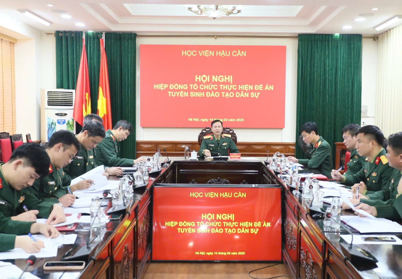 LÀM TỐT CÔNG TÁC CHUẨN BỊ CHO ĐÀO TẠO HỆ DÂN SỰ