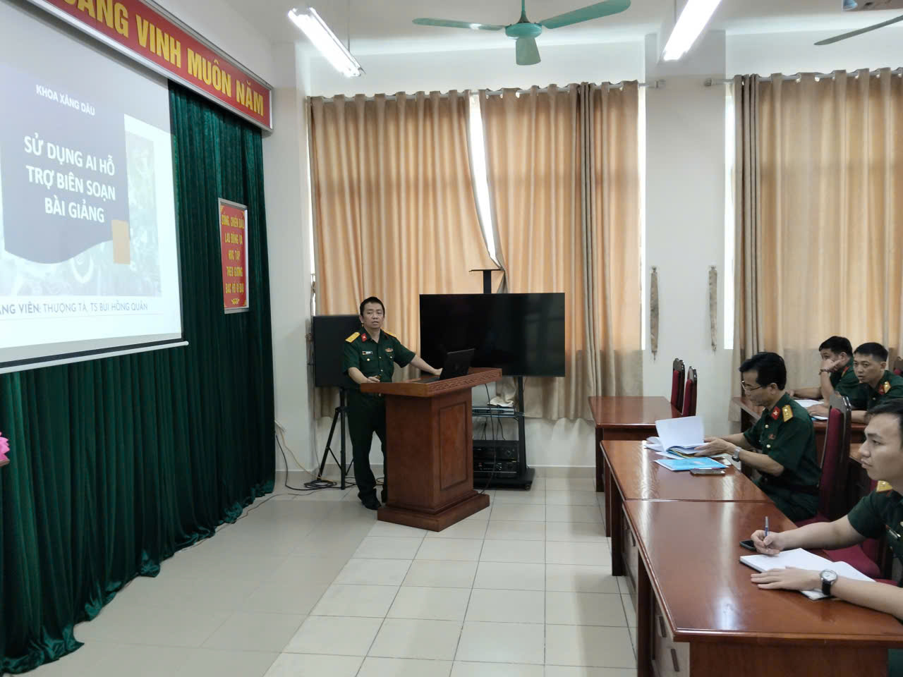 ỨNG DỤNG AI TRONG BIÊN SOẠN BÀI GIẢNG TẠI KHOA XĂNG DẦU – HỌC VIỆN HẬU CẦN