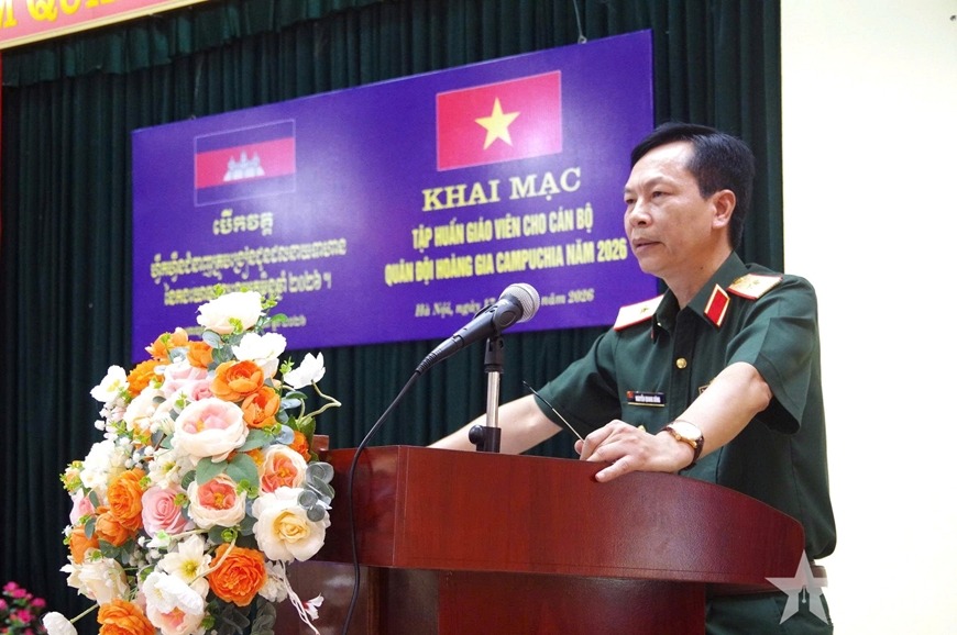 BÁO QĐND: Học viện Hậu cần tập huấn giáo viên cho cán bộ Quân đội Hoàng gia Campuchia