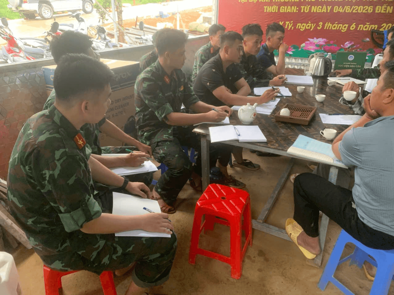 TỪ GIẢNG ĐƯỜNG ĐẾN CÔNG TRƯỜNG Y TÝ - NỖ LỰC, TRÁCH NHIỆM NGAY TỪ NHỮNG NGÀY ĐẦU