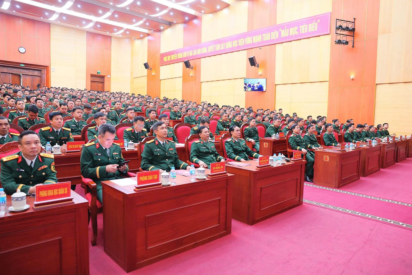 HỌC VIỆN HẬU CẦN HÒA CÙNG KHÔNG KHÍ CẢ NƯỚC THAM DỰ LỄ KHAI GIẢNG VÀ PHÁT ĐỘNG PHONG TRÀO THI ĐUA QUYẾT THẮNG NĂM HỌC 2026 - 2027