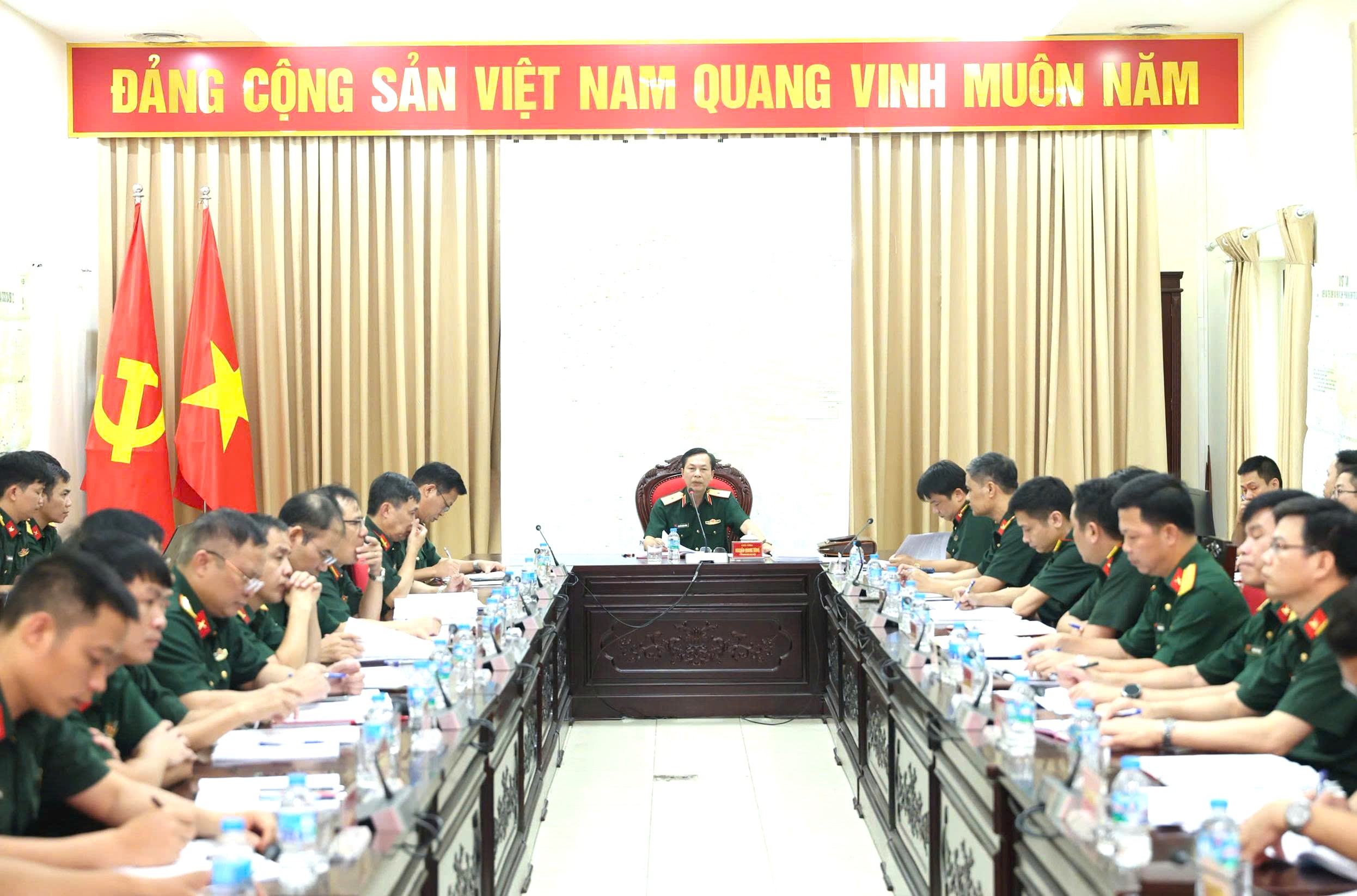 HIỆP ĐỒNG CHẶT CHẼ, QUYẾT TÂM HOÀN THÀNH TỐT CÔNG TÁC CHUẨN BỊ DIỄN TẬP H-26B
